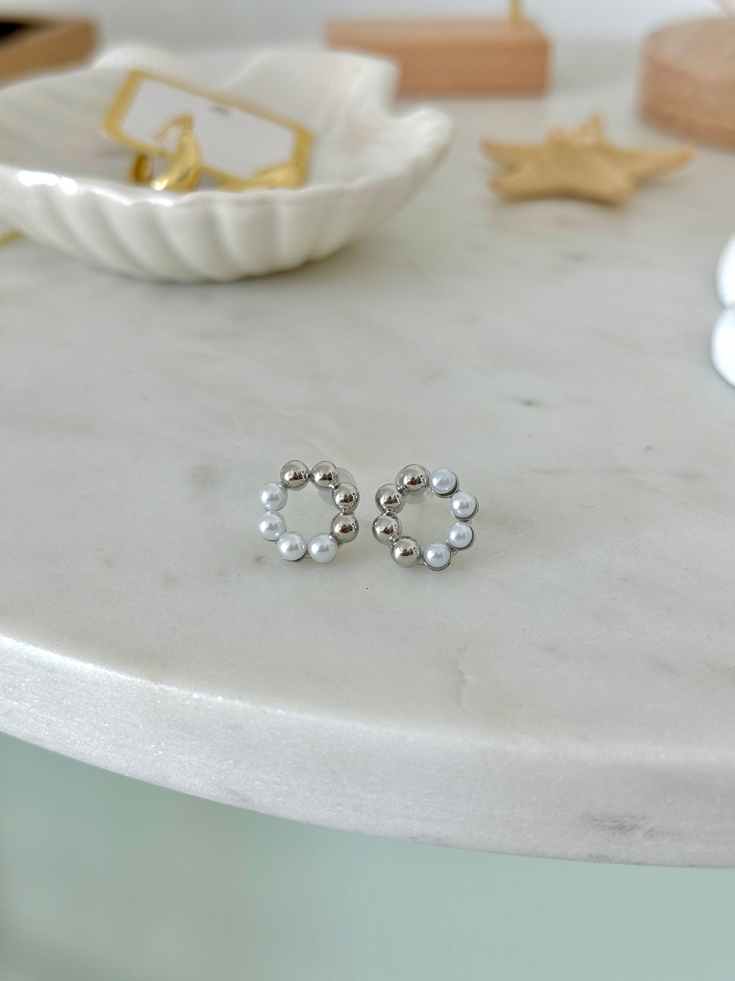 Pearl and Circle Stud Earrings